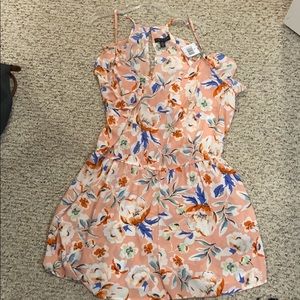 NWT city triangles romper!